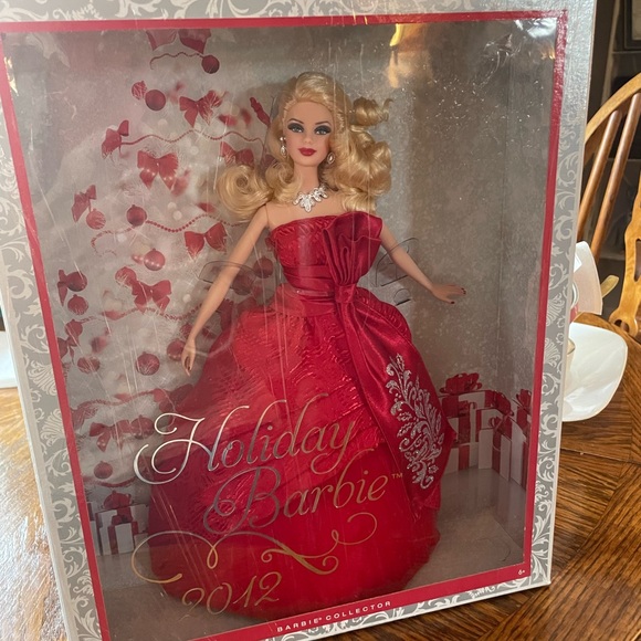 NIB HOLIDAY BARBIES Holiday visions, A Christmas carol,2005,2006,2007,2010,2011 - Picture 9 of 10